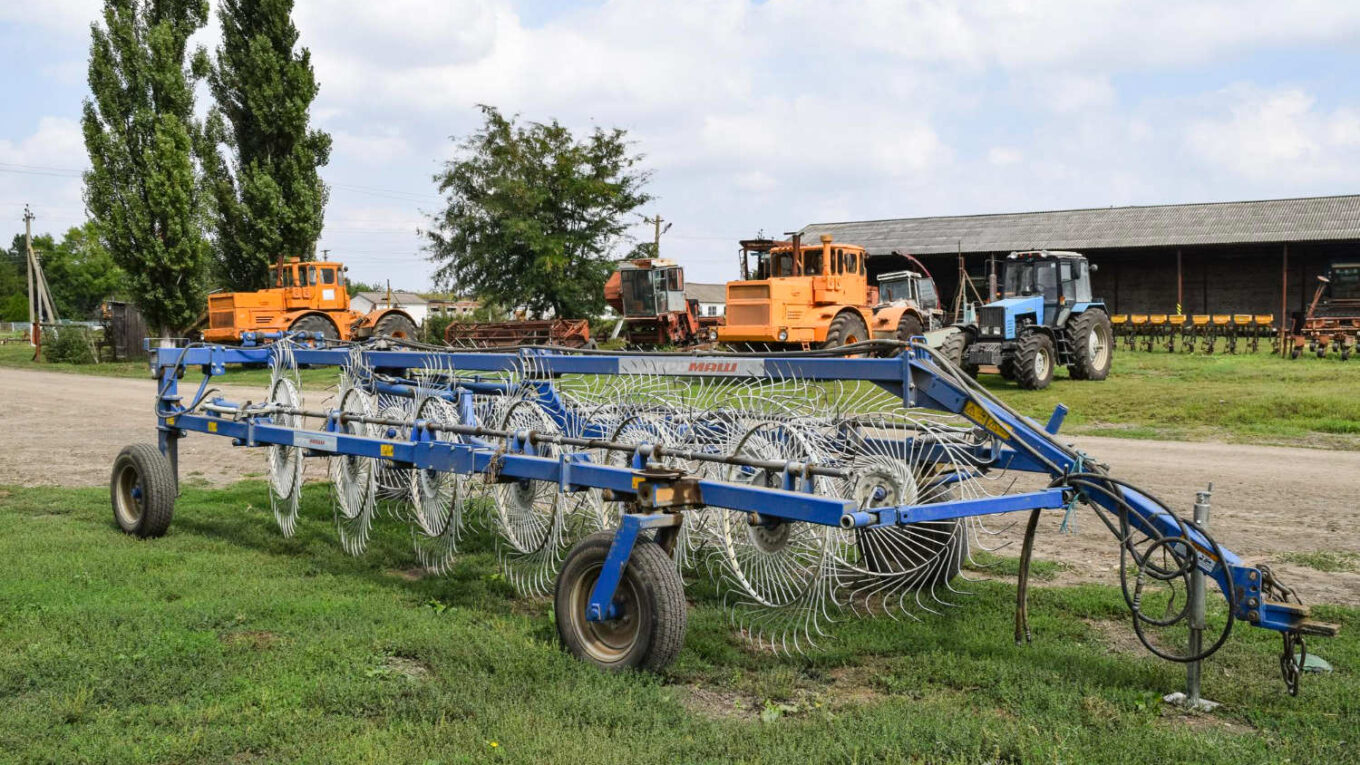 Zgrabiarka karuzelowa